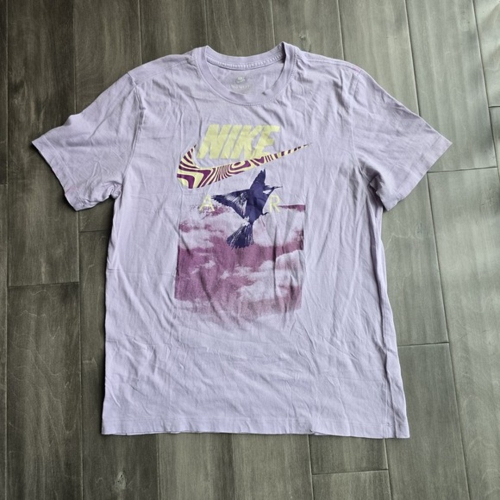 Nike Air T-Shirt Lilac Purple  Graphic With Logo‎ Womens Size Medium